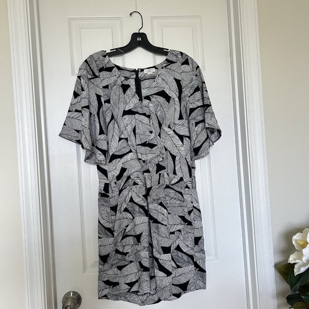 LOFT Romper, Banana Leaf Pattern, Black and White 12 Petites